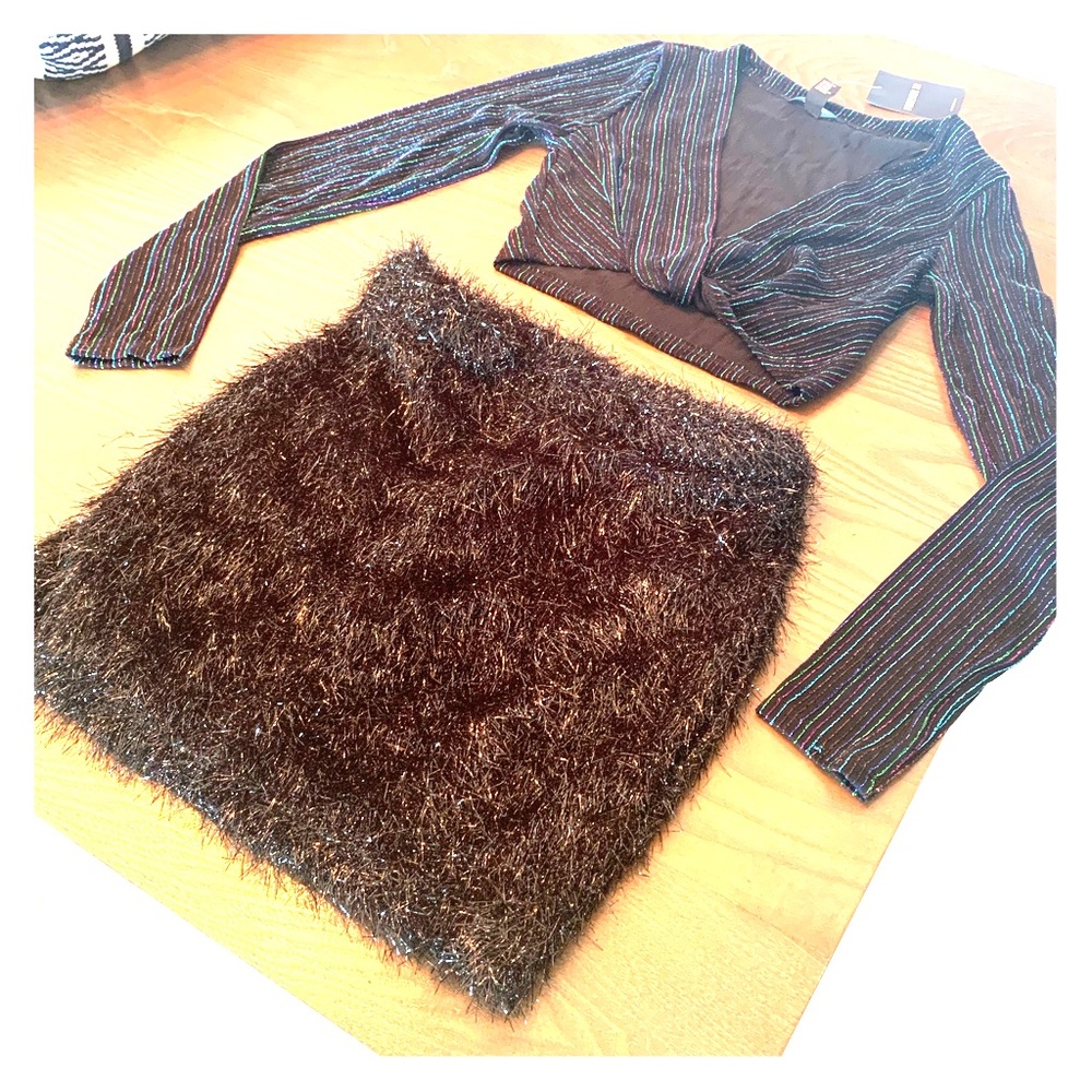 Crop top and black flirt skirt